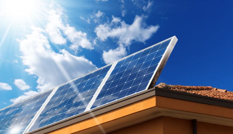 Are Solar Panels and Solar Batteries a Smart Buy?

