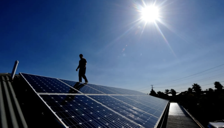 The solar battery is booming amid the coronavirus, while clean energy is gaining ground

