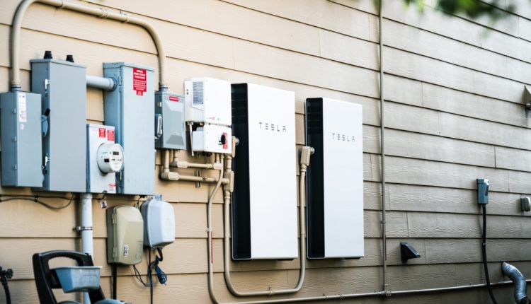 Your FAQs about solar batteries answered - Energy Matters

