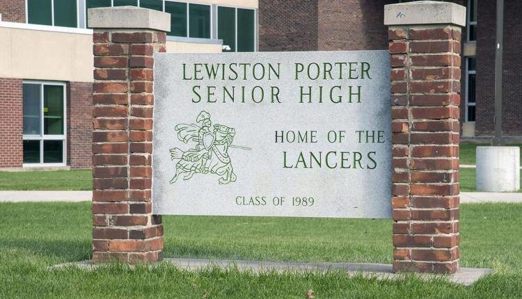 Lew Port Schools weigh solar panels on the roof

